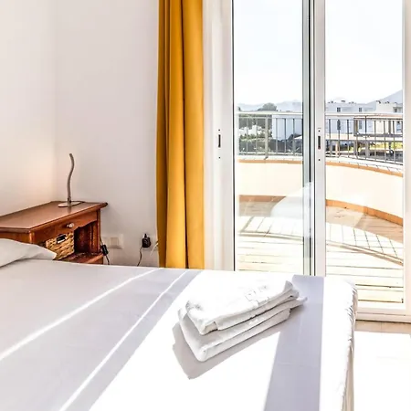 Apartment Sant Genis 192 Atico Con Terraza Y Vistas
